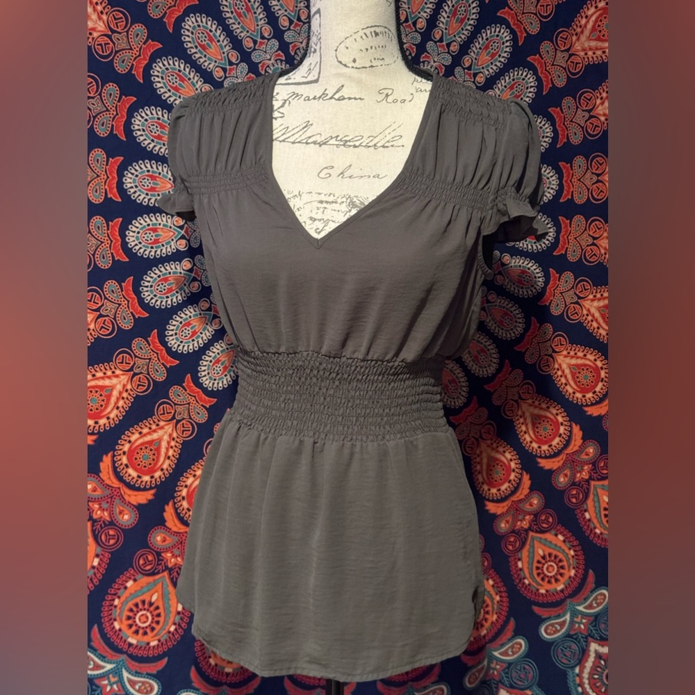 ❤️ Banana Republic Blouse Size Small